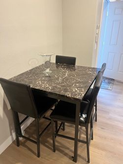 Black Stone Pub Table Set with 4 Barstools