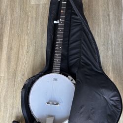 Beginner Banjo Needs Tuning And Stringing