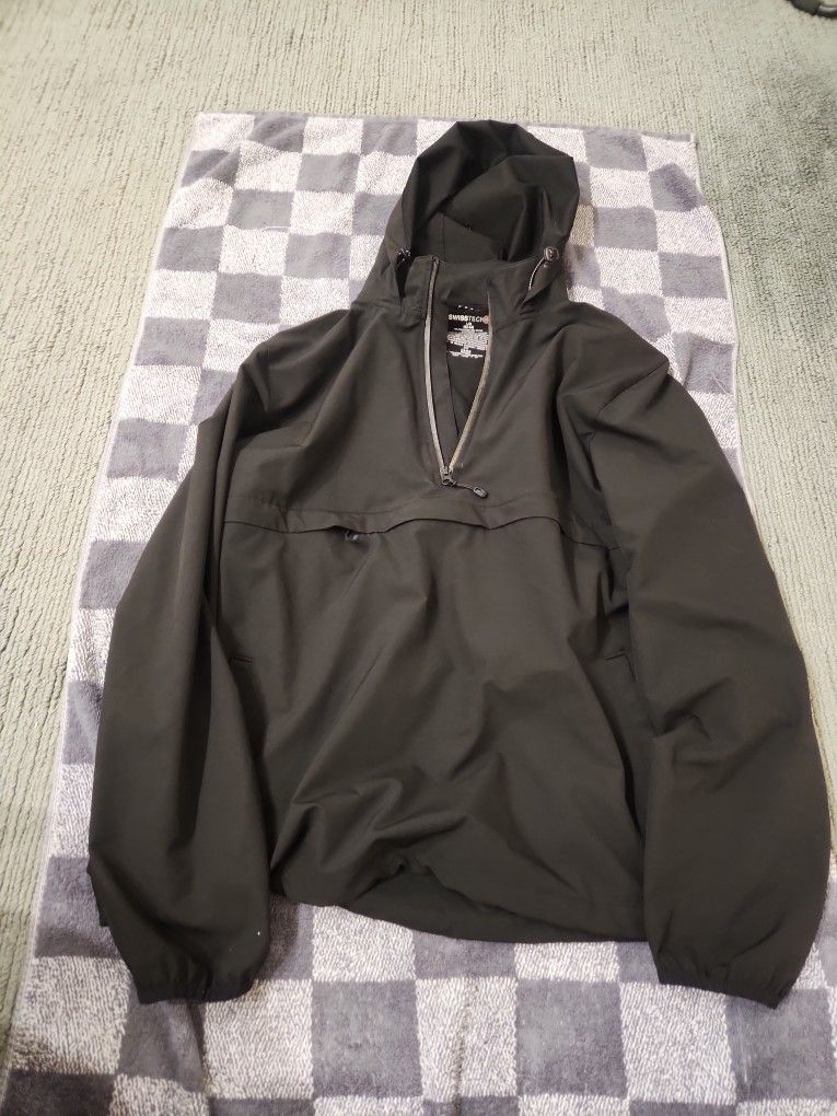 Swiss Tech LG 42/ 44 Thin Black Coat