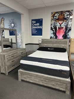 4PC Queen Bedroom Set