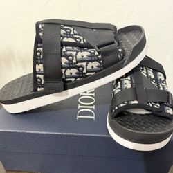 Dior  Slides