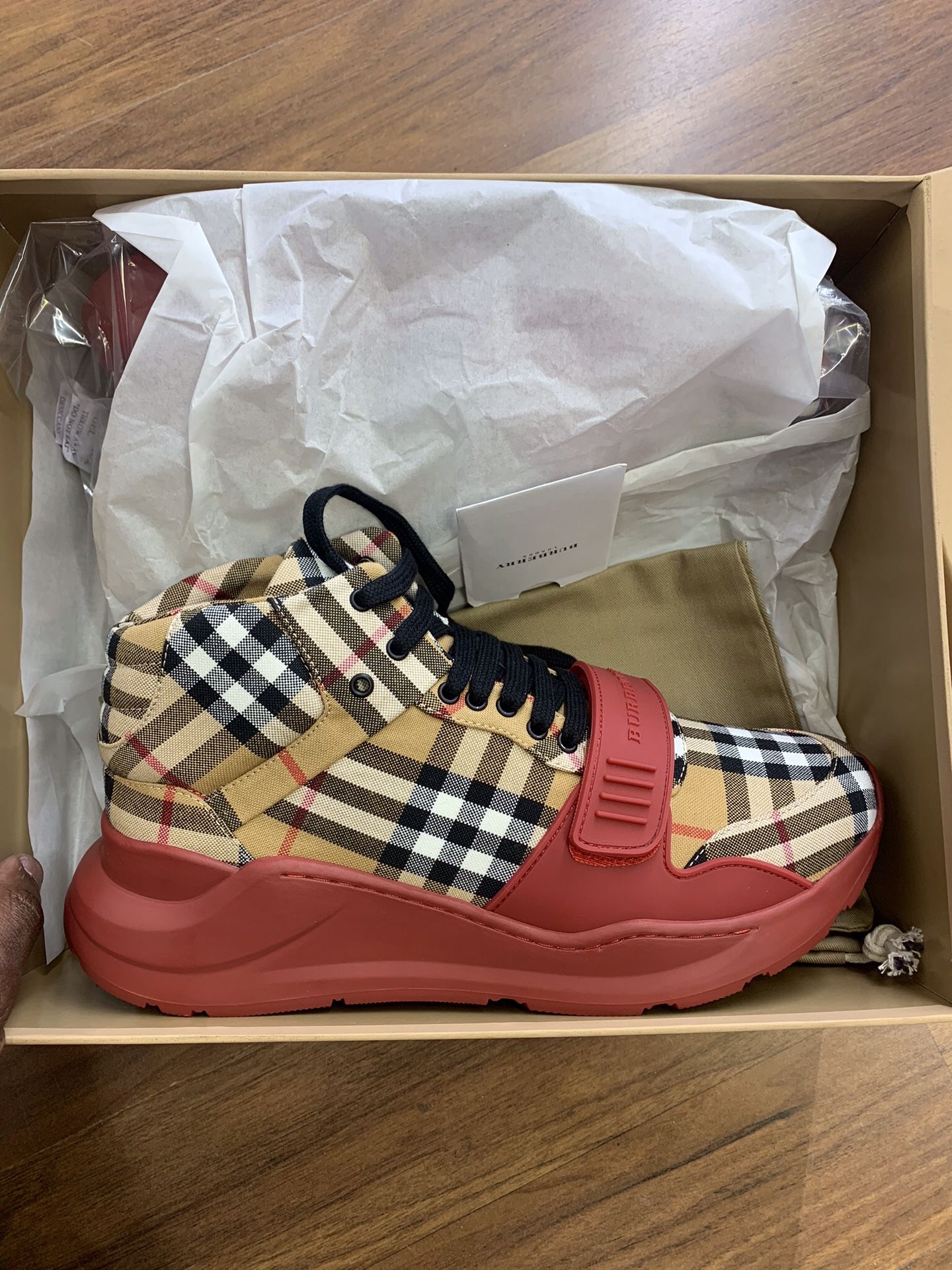 Burberry Men Sneakers