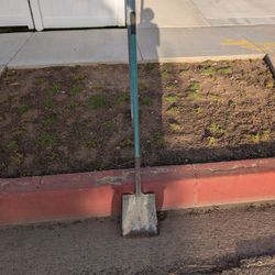 Free Shovel