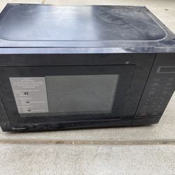 Magic Chef 700w Microwave 