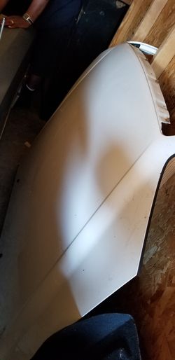 Hyundai XG350 hood