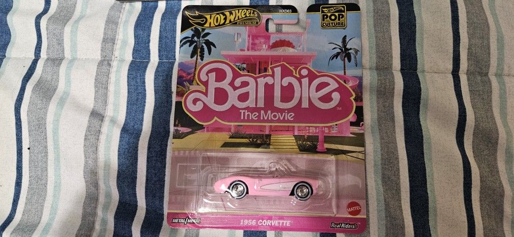 Hotwheels Premium Barbie 1956 Corvette Convertible