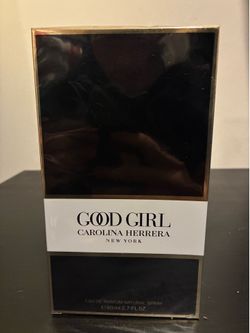GOOD GIRL CAROLINA HERRERA (Read The description)