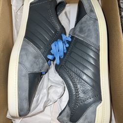 Adidas SLVR Sneakers 