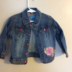 TODDLERS JEAN JACKET..... CHECK OUT MY PAGE FOR MORE ITEMS 