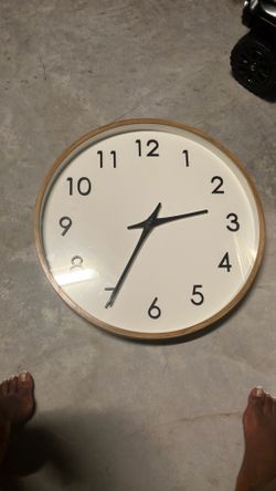 Clock-