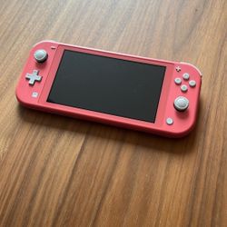 PINK NINTENDO SWITCH