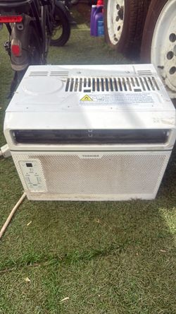 Título para OfferUp Toshiba Aire Acondicionado de Ventana — Funciona Bien ❄️