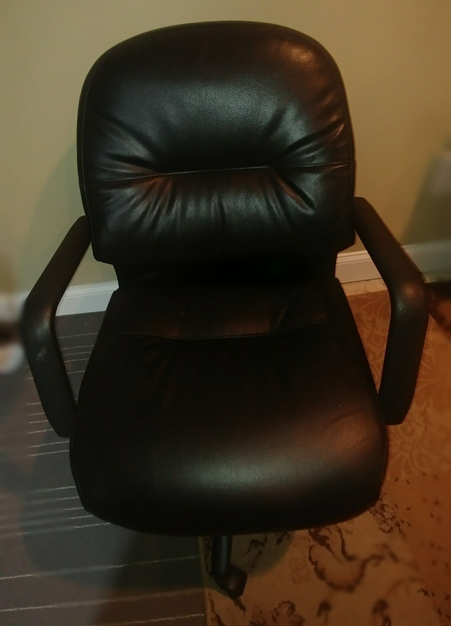 Great Black Office Chair(s) $20 [will deliver]