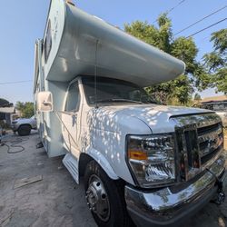 RV  Motorhome Ford E 350