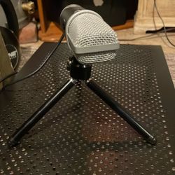 Apogee Microphone for podcasting Etc