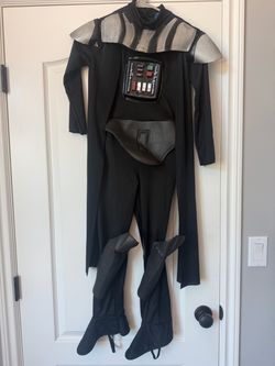 Kids Halloween Costume- Darth Vader- size large (10-12 youth)