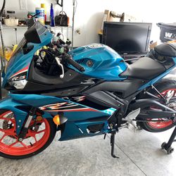 Yamaha R3 Like New 2021