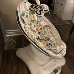 4moms MamaRoo Swing