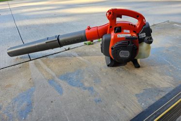 Husqvarna 125B Gas Leaf Blower