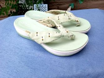 CLARK'S CLOUD STEPPERS WOMEN'S SIZE 11