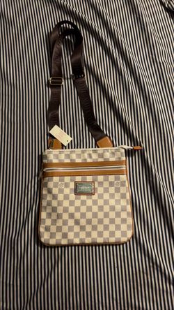 Louis Vuttion Cross Body Bag White