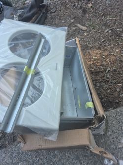 New Double Light Broan Fan Never Used 