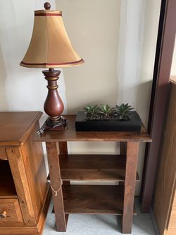 CUTE SMALL SHELF IN EXCELLENT CONDITION