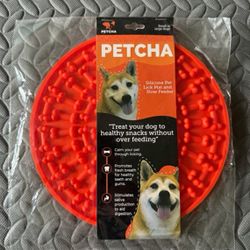 PETCHA Dog Silicone Pet Lick Mat and Slow Feeder