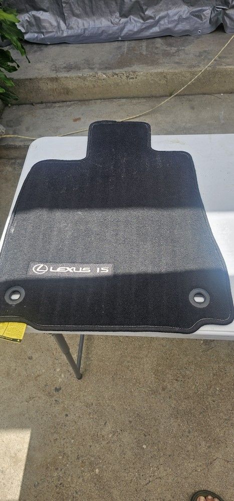 2024 Lexus IS 350 F Sport Floor Mats