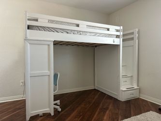 Twin loft bed