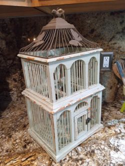 VINTAGE VICTORIAN STYLE DECORATIVE BIRDCAGE 