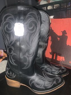 IUV COWBOY BOOTS sz9.5