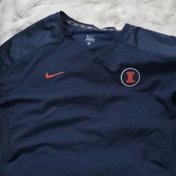 Nike Large Wind Breaker Long Sleeve 