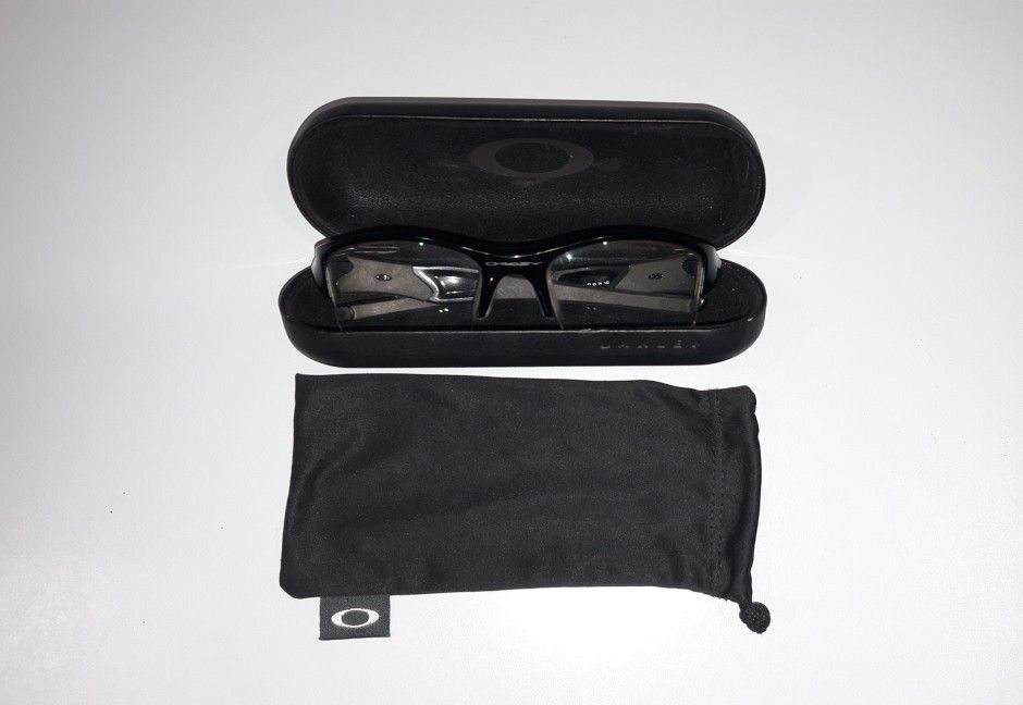 MEN'S AUTHENTIC OAKLEY FLAK DESIGNER EYEGLASSES GLOSSY BLACK MODEL 12-903 THICK LENSES 63▪︎14/133mm TEMPLES WITH PROTECTIVE SILKY POUCH AND HARD CASE.