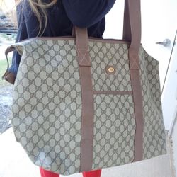 Authentic Vintage Gucci GG Monogram Supreme Duffel Carry on Weekender Travel Bag