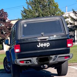 Truck Cap LEER