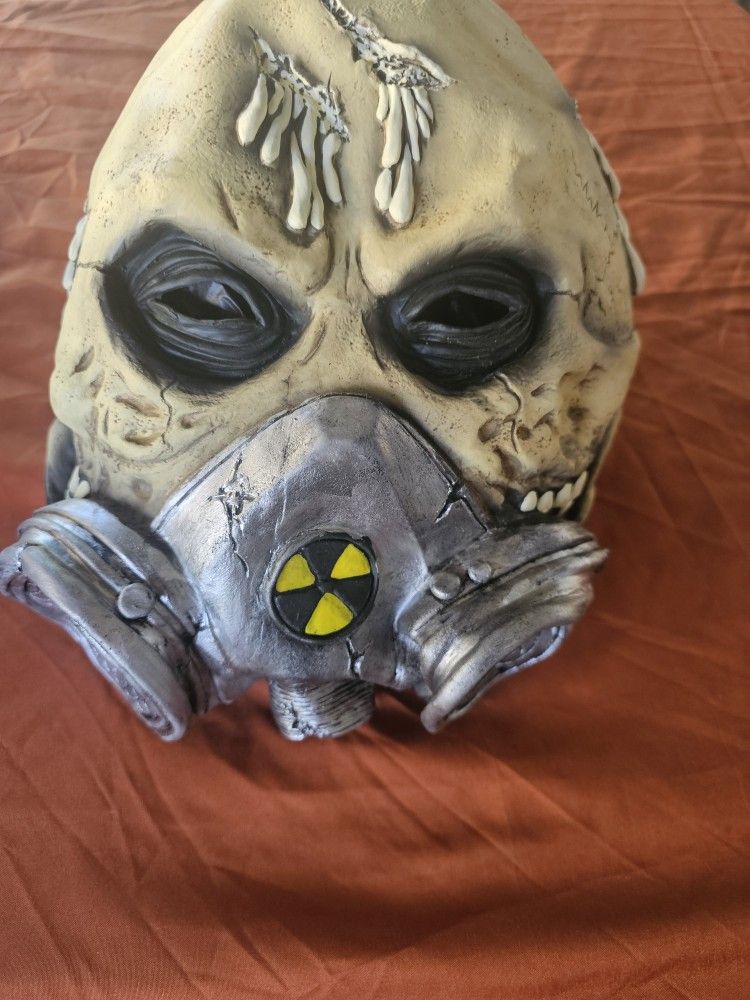 Mask 