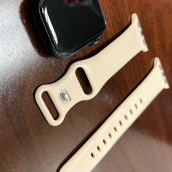 Apple Watch Series 7 GPS + Cellular, 45mm