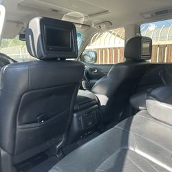 2013 Infiniti Qx56
