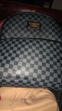 louis vuitton backpack authentic