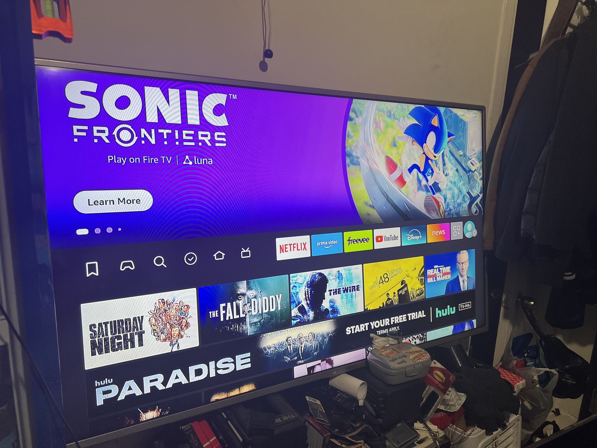 60” Smart LG TV $200 With Remote