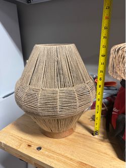 Desk lamp