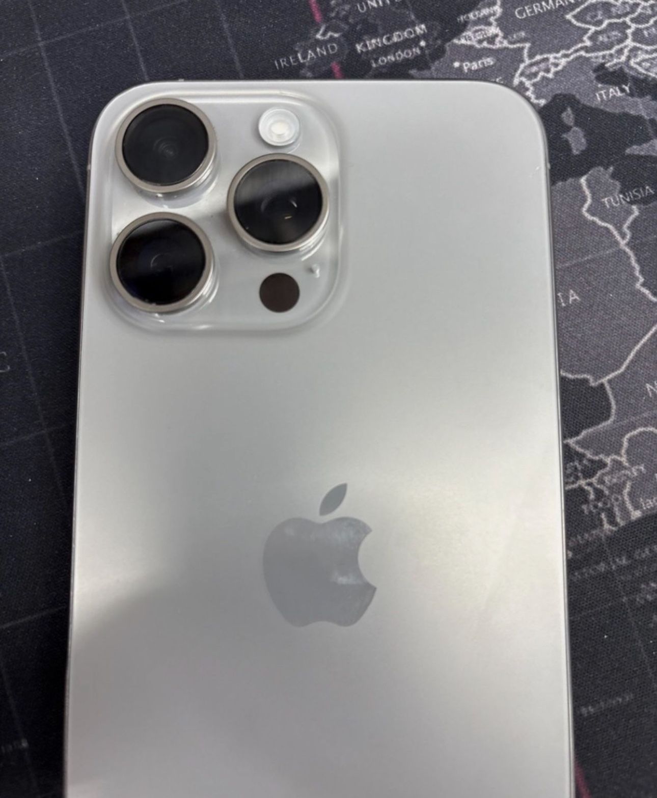 iPhone 15 Pro Max Unlocked 
