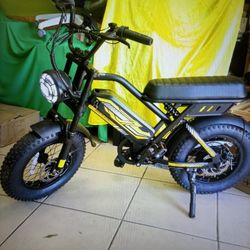 MOPED E BIKE PEAK 1000W-25MPH-70 MILES(PAS)NFC &PASWORD UNLOCK-LONG SEAT. BATTERY 48V 15.6Ah. TIRES 20x4 FAT TIRE.7-SPEED SHIMANO GEAR