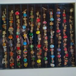 Willabee & Ward Charm Bracelet Set