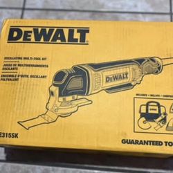Dewalt Oscillating Multi Tool kit