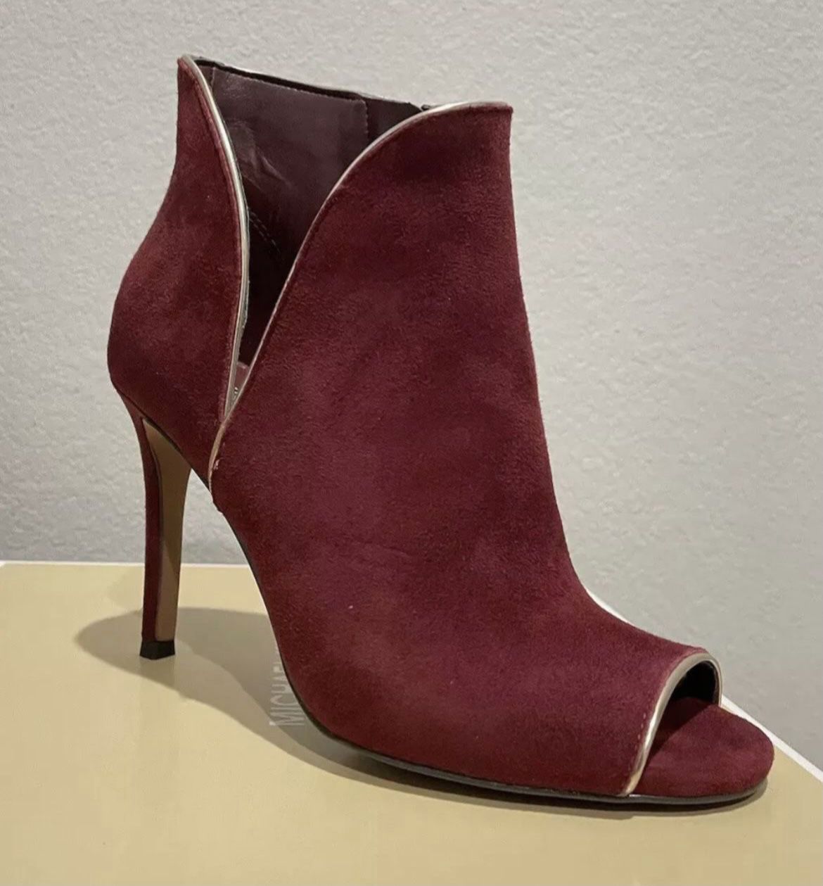 Michael Kors Women’s Suede Open-Toe Ankle Red Boots Heels With Golden Zipper Harper Booties Size 5