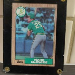 1987 Topps Mark McGwire Card