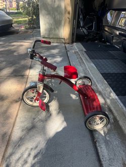 Radio Flyer Kids Tricycle