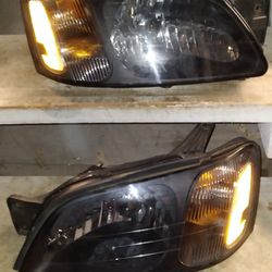 Subaru Legacy99-04 Aftermarket Headlights Blacked Out Style